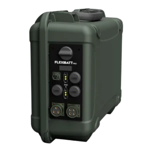 Nærbilde av Flexbatt Pro Mil-SPEC, et kraftig batteri plassert i en robust Nanuk-koffert. Bildet viser tydelige tilkoblingspunkter.